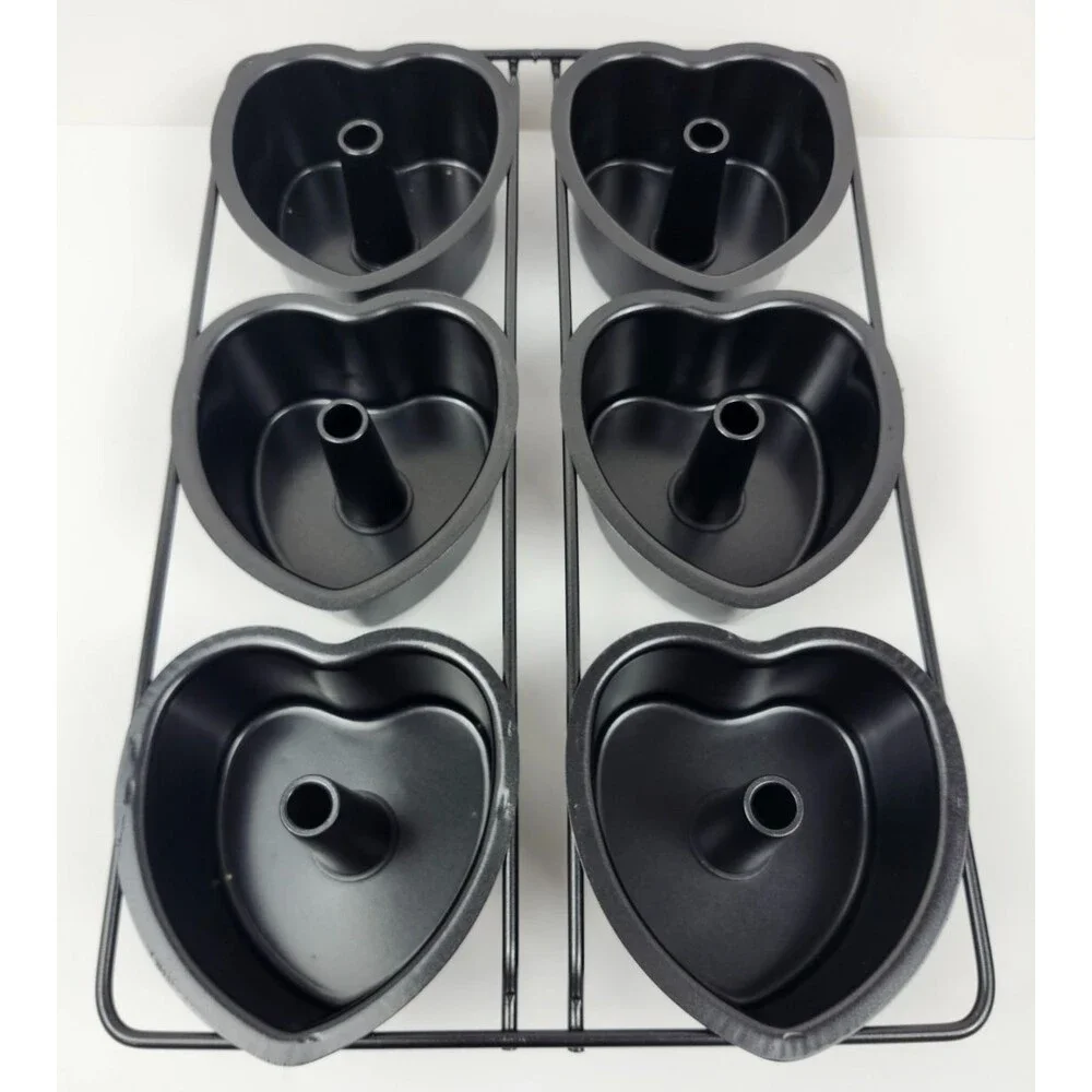 Vintage Mini Heart Shaped Cake Pans 14.5